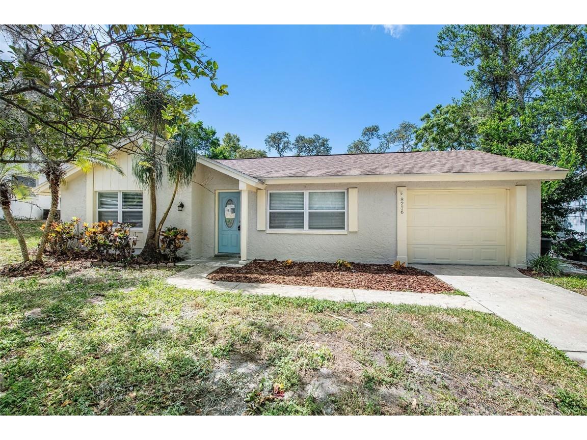 8216 Clover Hill Loop Hudson FL 34667 T3477696 image1