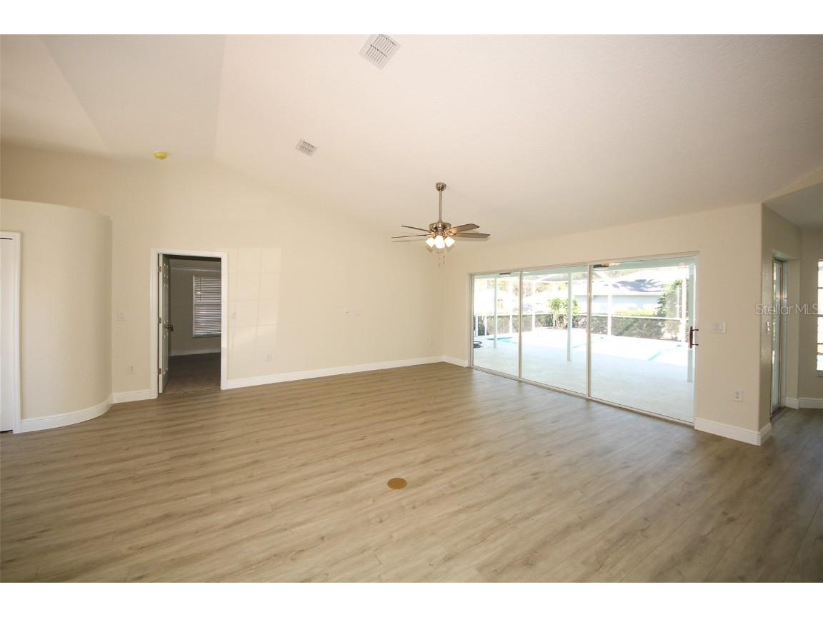 8216 Coral Creek Loop Hudson FL 34667 W7880501 image10