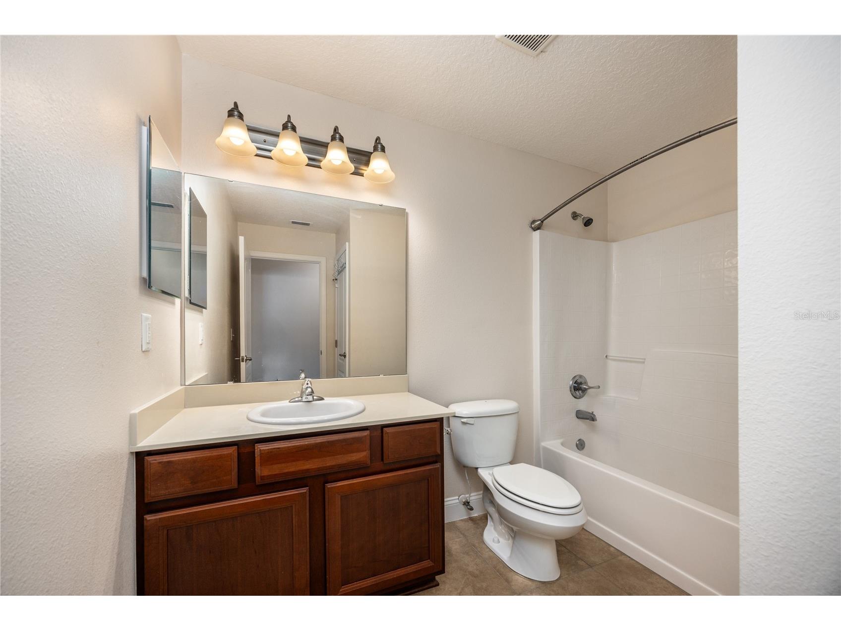 8216 NW 54th Street Gainesville FL 32653 GC536433 image44