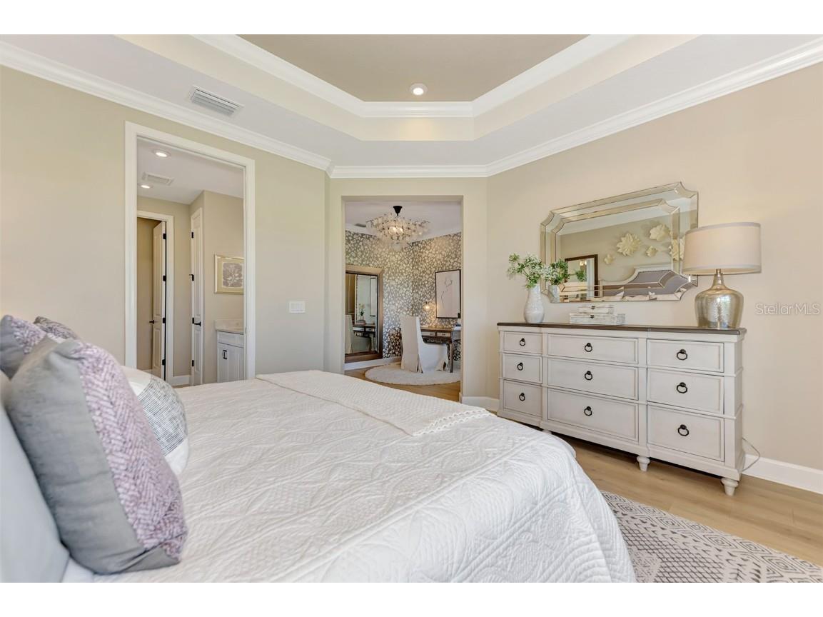 8216 Summer Night Road Sarasota FL 34241 A4663693 image36