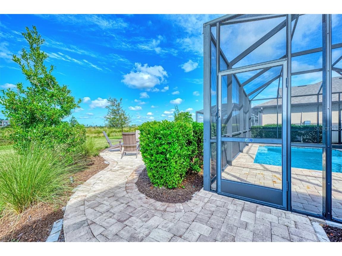 8216 Summer Night Road Sarasota FL 34241 A4663693 image4