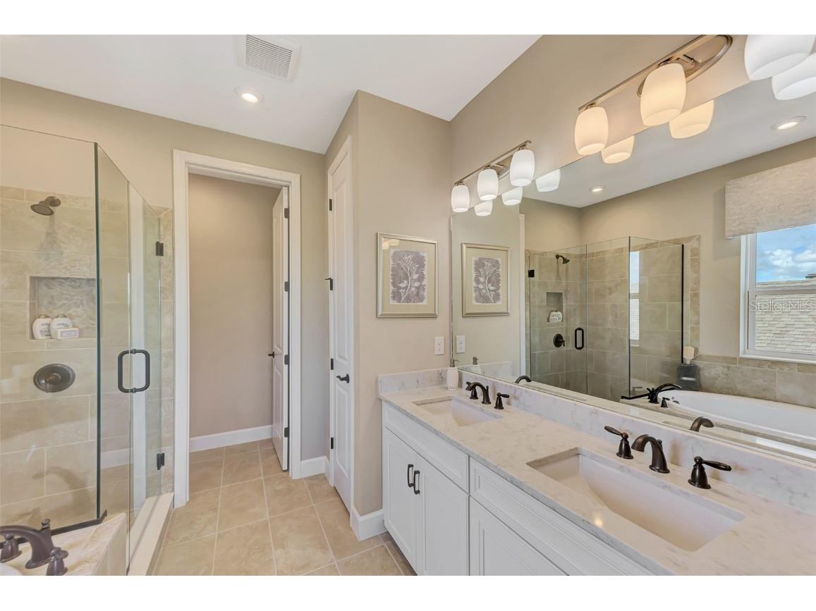 8216 Summer Night Road Sarasota FL 34241 A4663693 image40