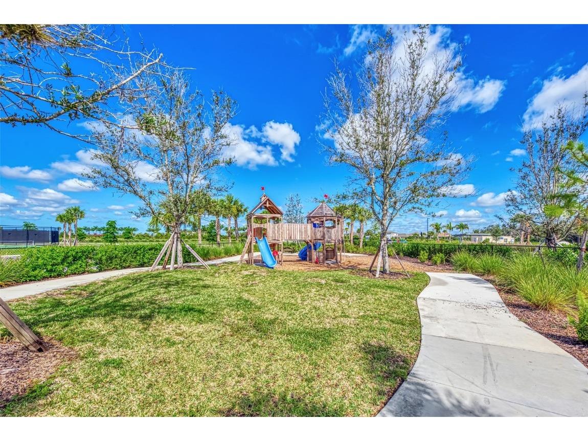 8216 Summer Night Road Sarasota FL 34241 A4663693 image58