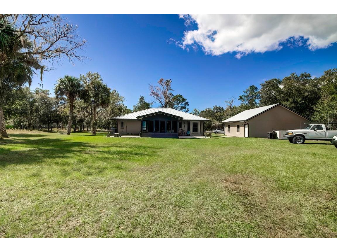 8217 N Shannon Avenue, Crystal River, FL, 34428 MLS OM666558 Edina