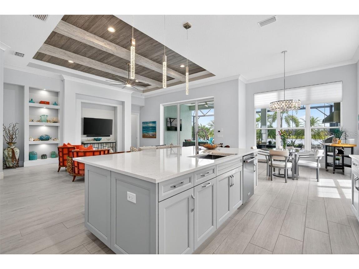 8217 Pavia Way Bradenton FL 34202 A4668791 image16