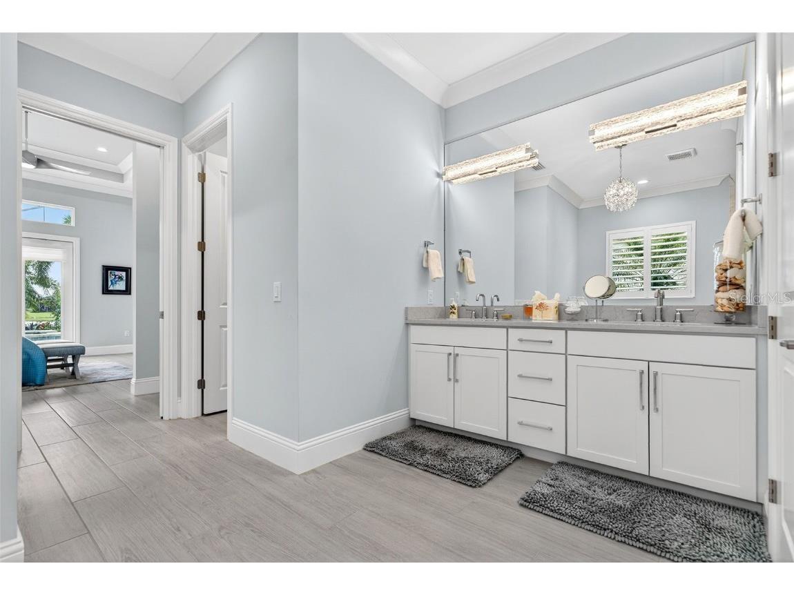 8217 Pavia Way Bradenton FL 34202 A4668791 image31