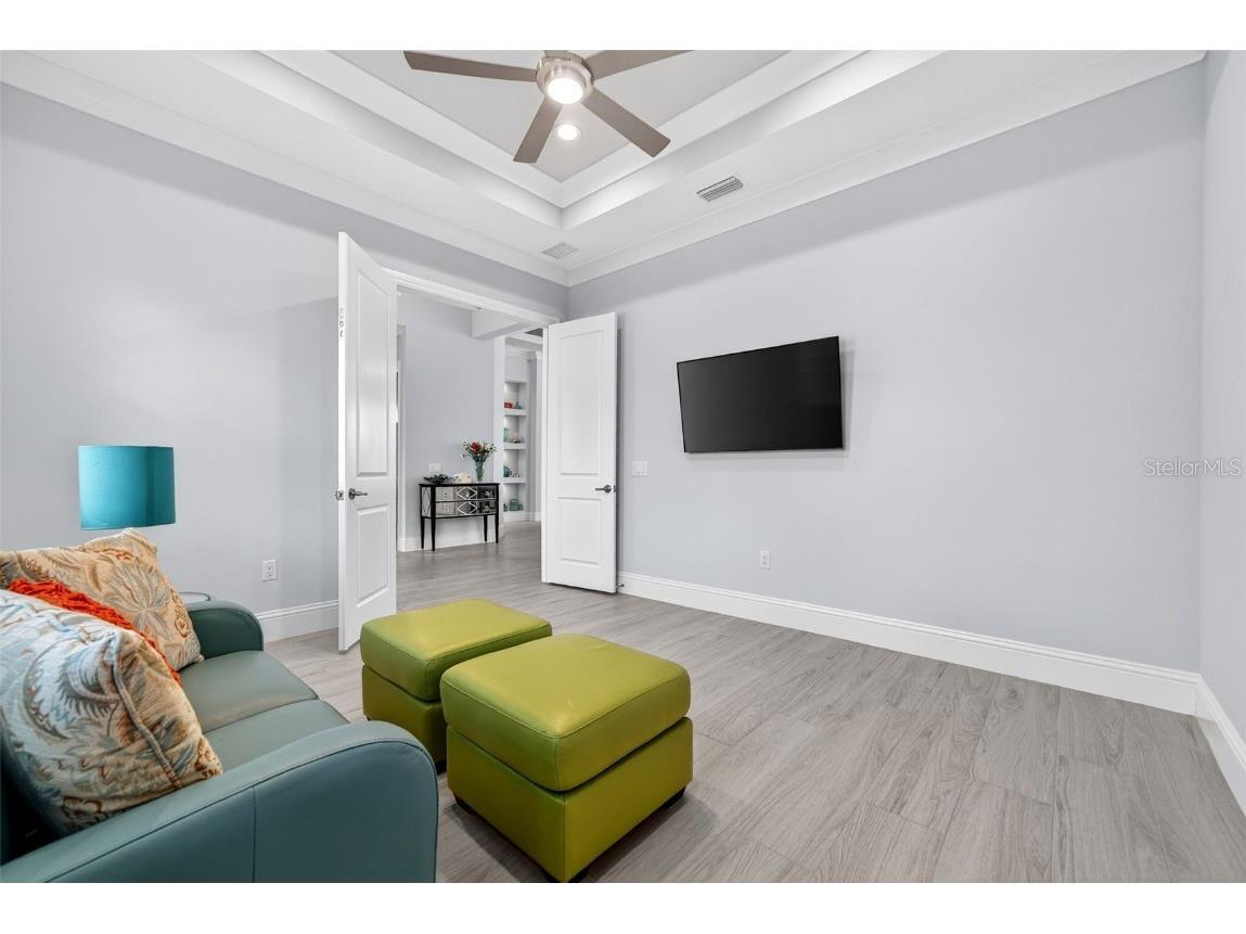 8217 Pavia Way Bradenton FL 34202 A4668791 image40