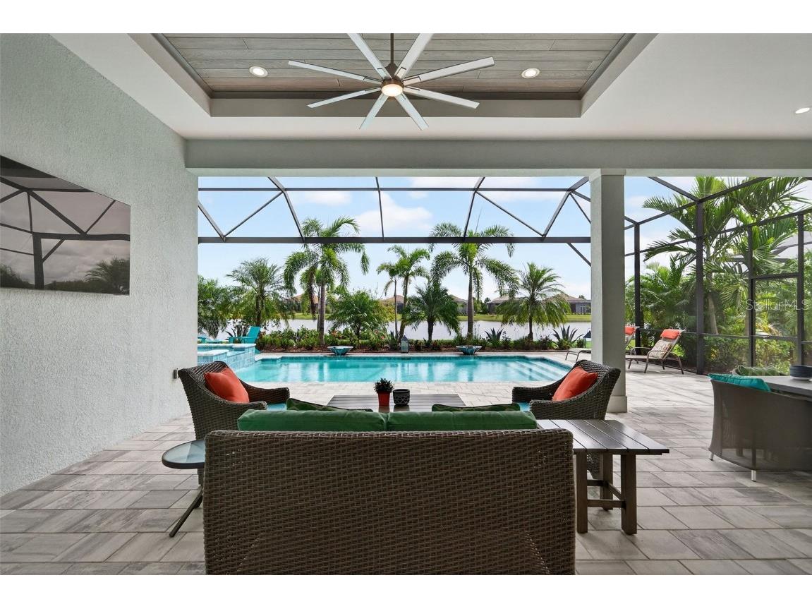 8217 Pavia Way Bradenton FL 34202 A4668791 image42