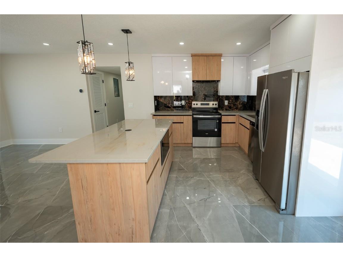 8217 Tanglewood Lane Tampa FL 33615 TB8411018 image12