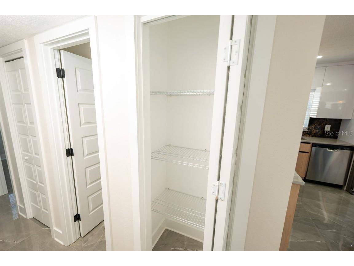 8217 Tanglewood Lane Tampa FL 33615 TB8411018 image19