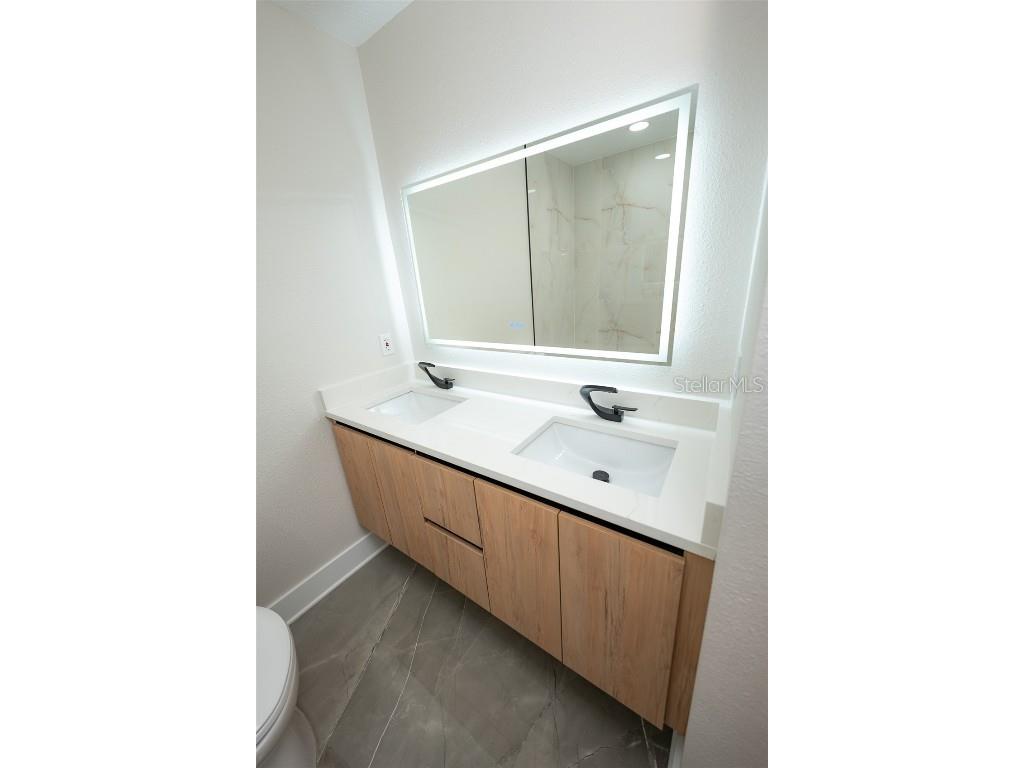 8217 Tanglewood Lane Tampa FL 33615 TB8411018 image22