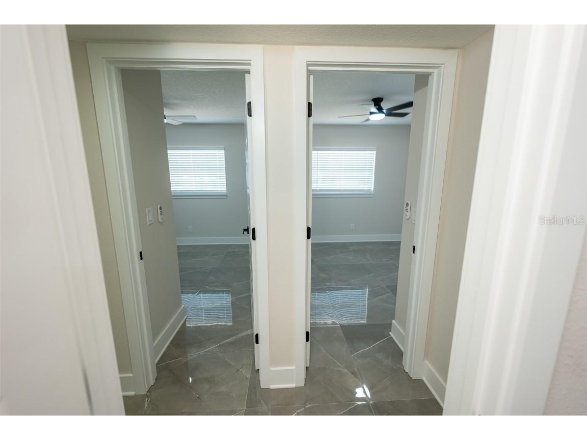 8217 Tanglewood Lane Tampa FL 33615 TB8411018 image32