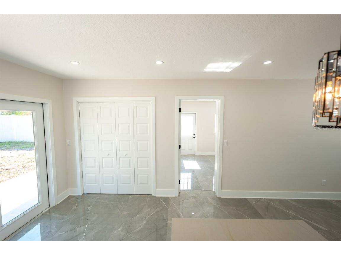 8217 Tanglewood Lane Tampa FL 33615 TB8411018 image40