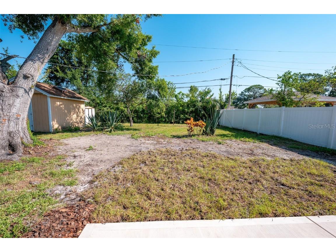 8217 Tanglewood Lane Tampa FL 33615 TB8411018 image50