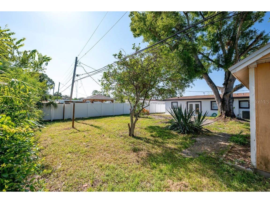 8217 Tanglewood Lane Tampa FL 33615 TB8411018 image54