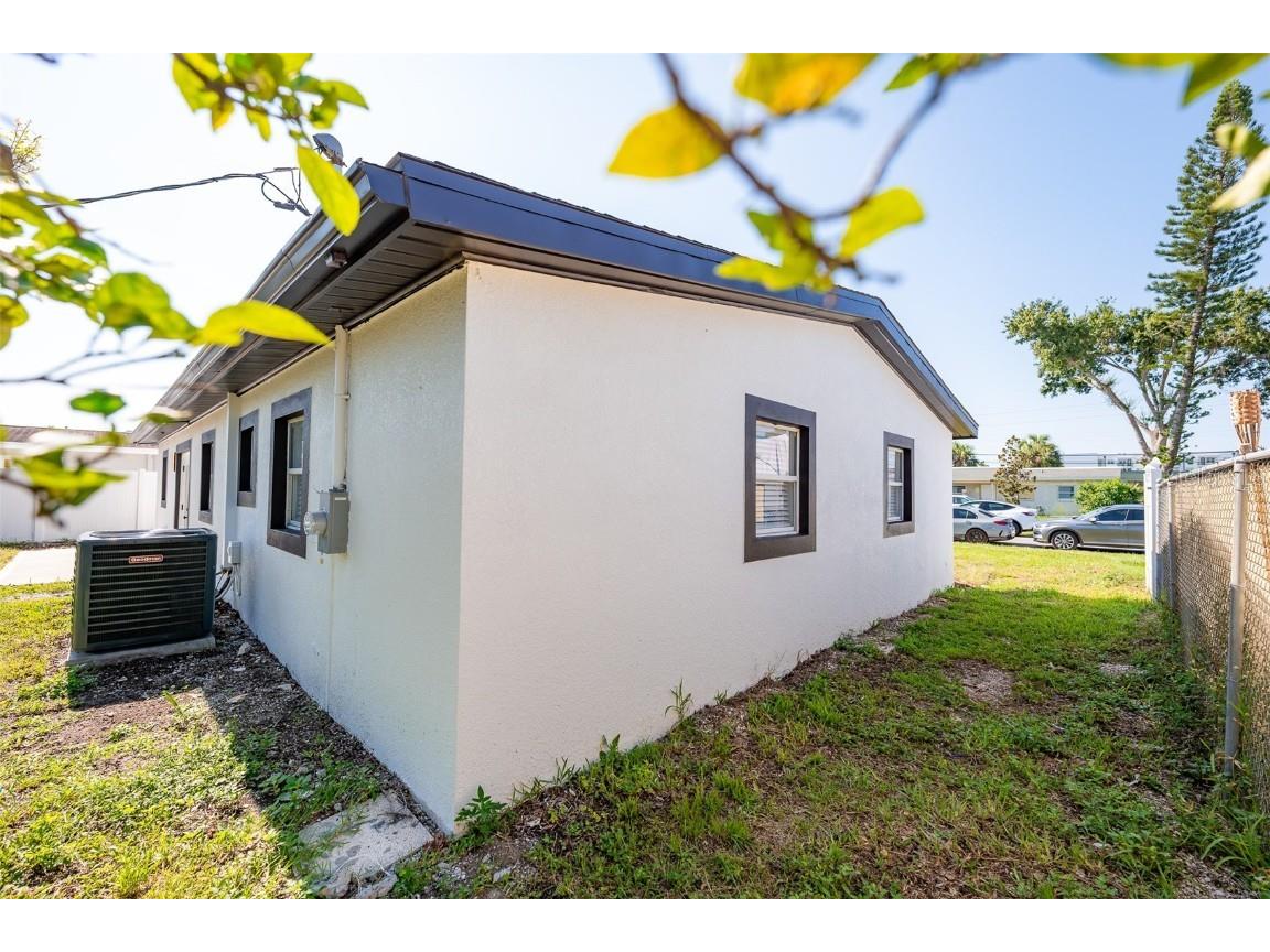 8217 Tanglewood Lane Tampa FL 33615 TB8411018 image59