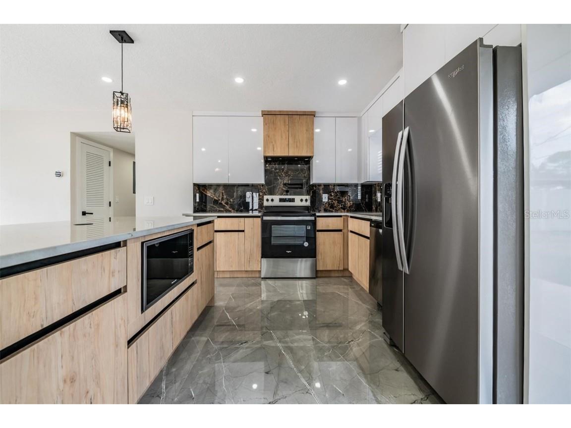 8217 Tanglewood Lane Tampa FL 33615 TB8461601 image11