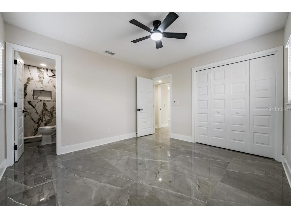 8217 Tanglewood Lane Tampa FL 33615 TB8461601 image20