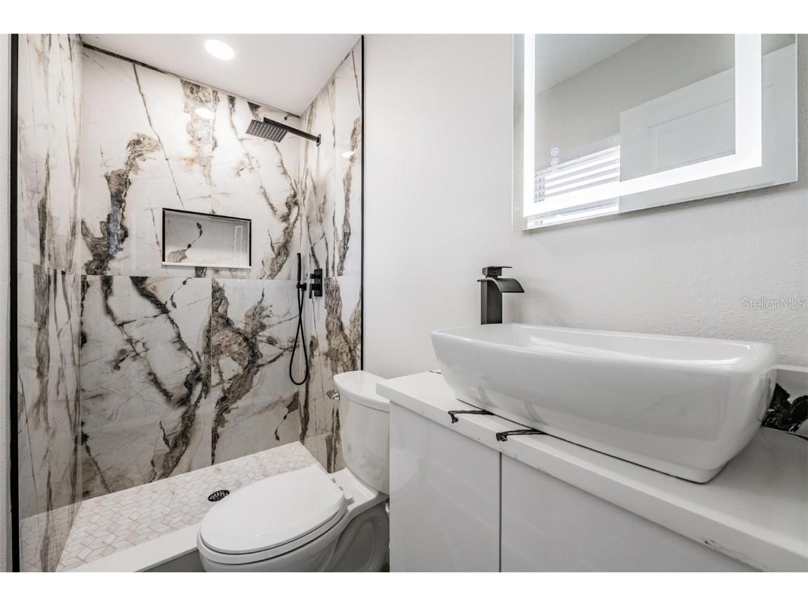 8217 Tanglewood Lane Tampa FL 33615 TB8461601 image21