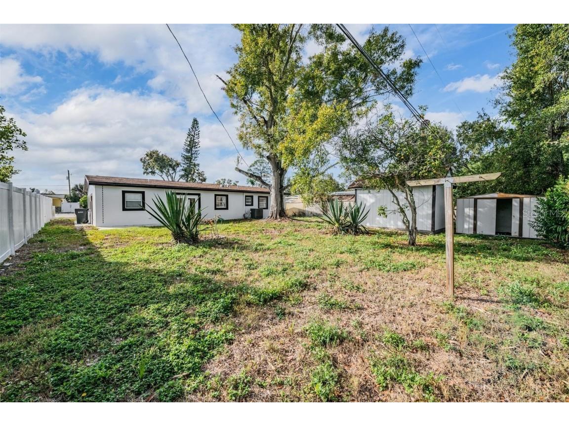 8217 Tanglewood Lane Tampa FL 33615 TB8461601 image28