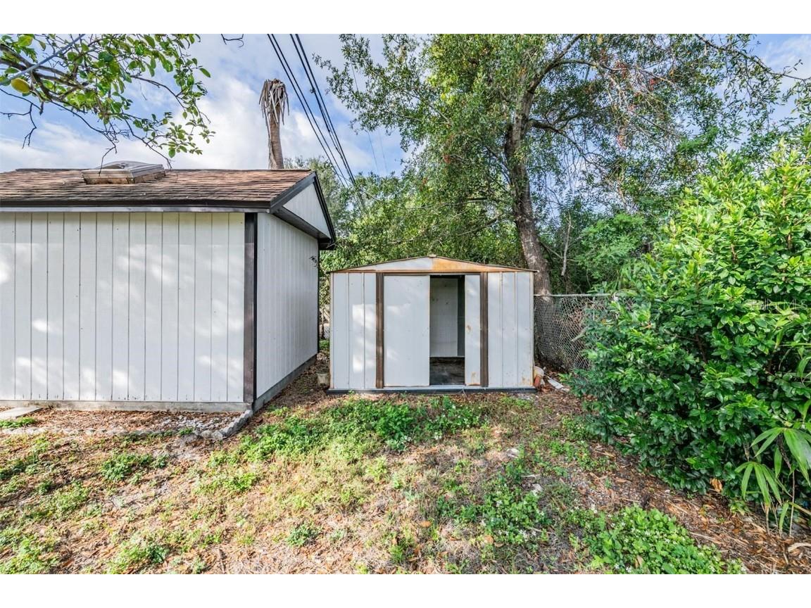 8217 Tanglewood Lane Tampa FL 33615 TB8461601 image29