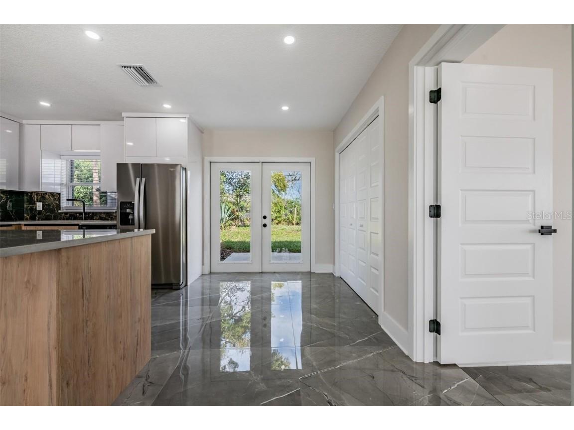 8217 Tanglewood Lane Tampa FL 33615 TB8461601 image8