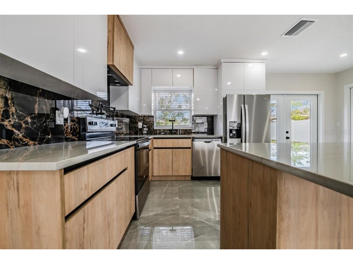 8217 Tanglewood Lane Tampa FL 33615 TB8461601 image9