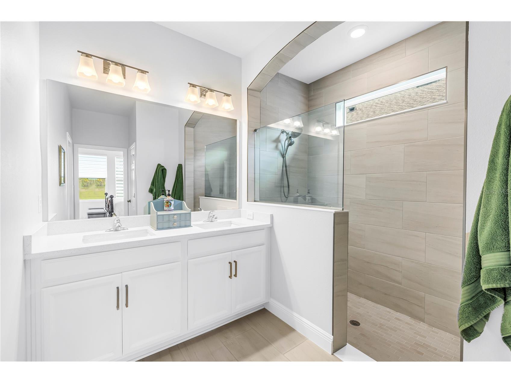 8217 Trimbelle Parrish FL 34219 TB8501372 image31