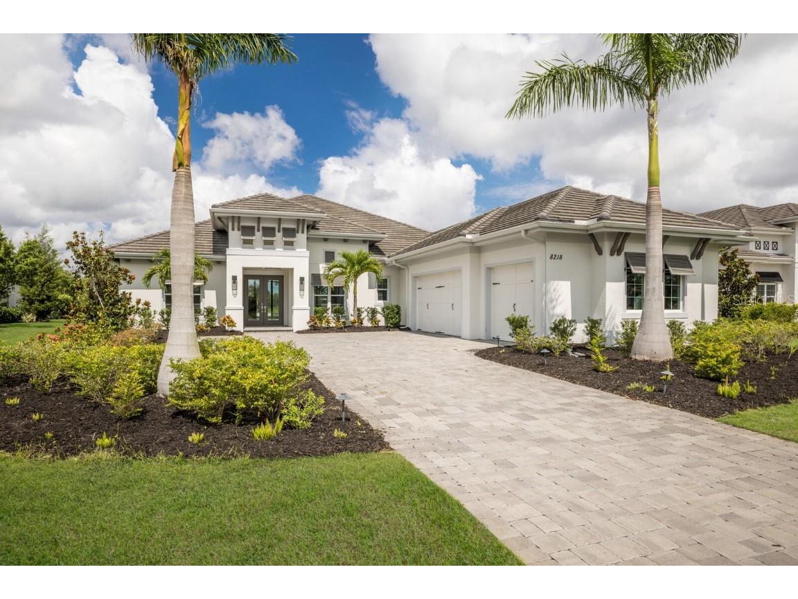 8218 Genoa Boulevard Lakewood Ranch FL 34202 A4654760 image1