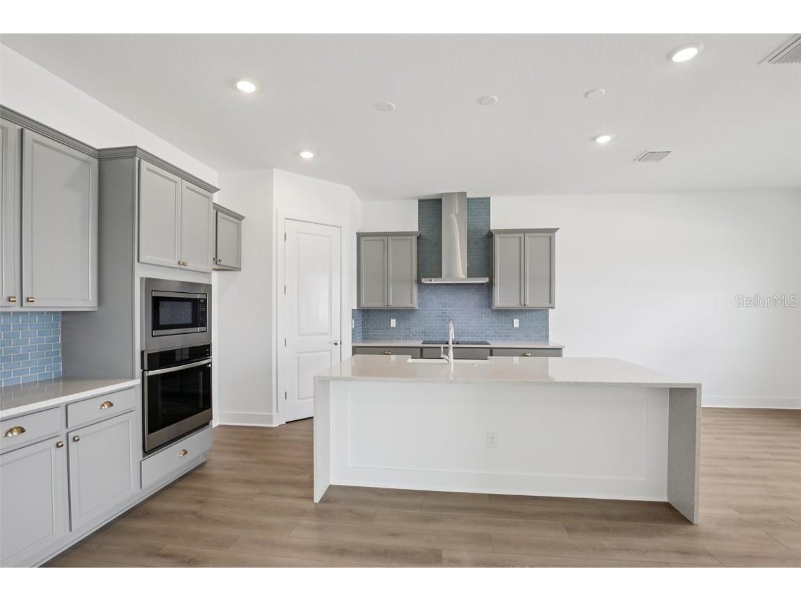 8218 Golden Beach Court Parrish FL 34219 TB8444921 image16