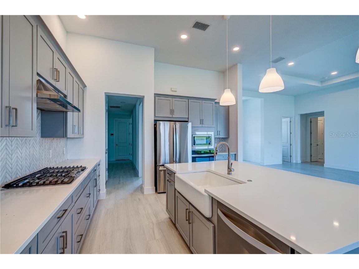 8218 Nevis Run Lakewood Ranch FL 34202 A4654480 image14