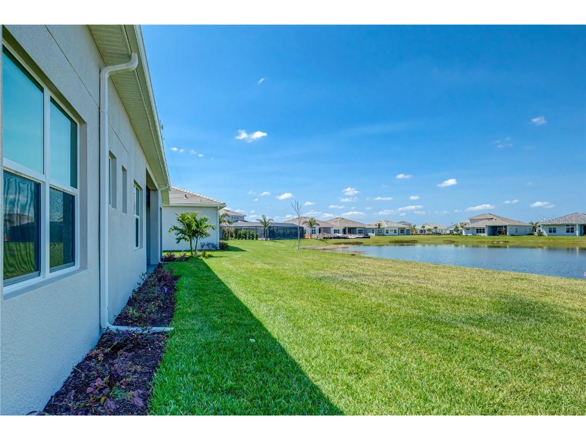 8218 Nevis Run Lakewood Ranch FL 34202 A4654480 image36