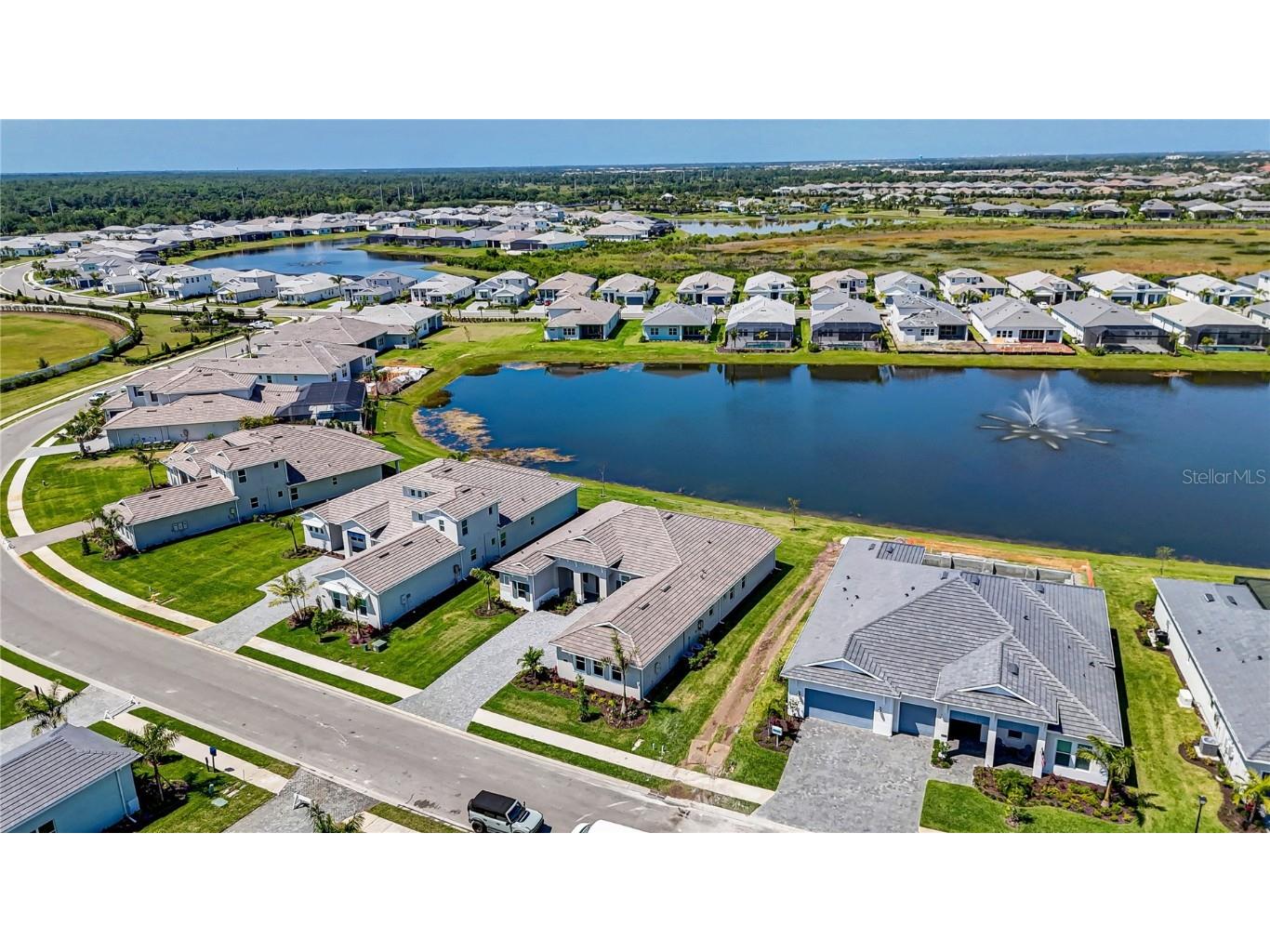 8218 Nevis Run Lakewood Ranch FL 34202 A4654480 image45