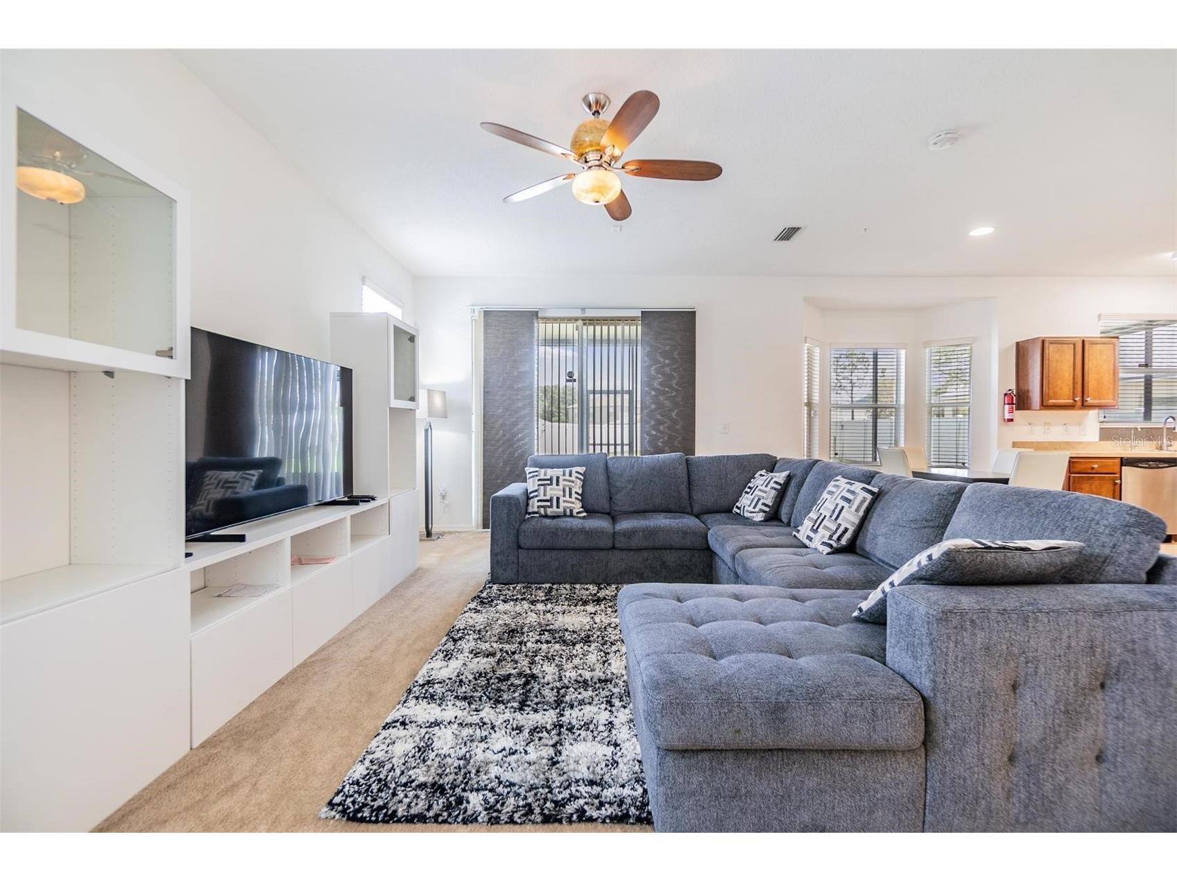 8219 Canterbury Lake Boulevard Tampa FL 33619 TB8516446 image10