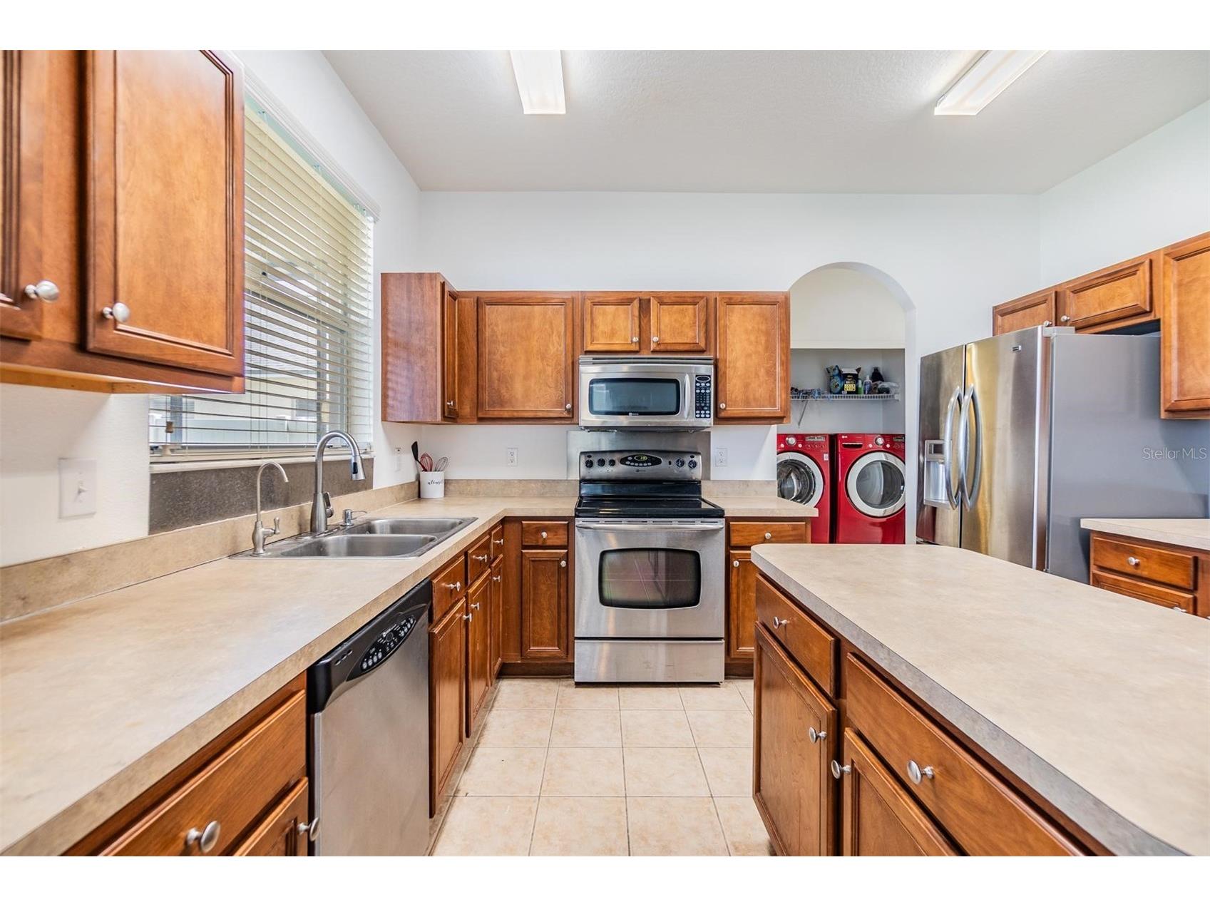 8219 Canterbury Lake Boulevard Tampa FL 33619 TB8516446 image3