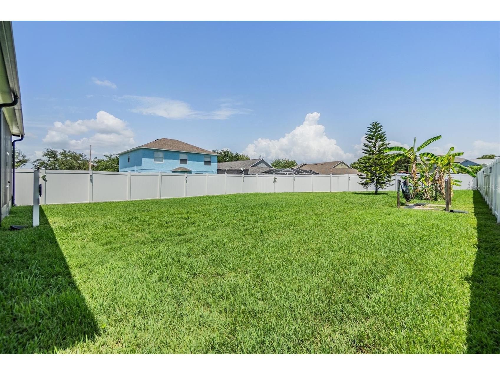 8219 Canterbury Lake Boulevard Tampa FL 33619 TB8516446 image30