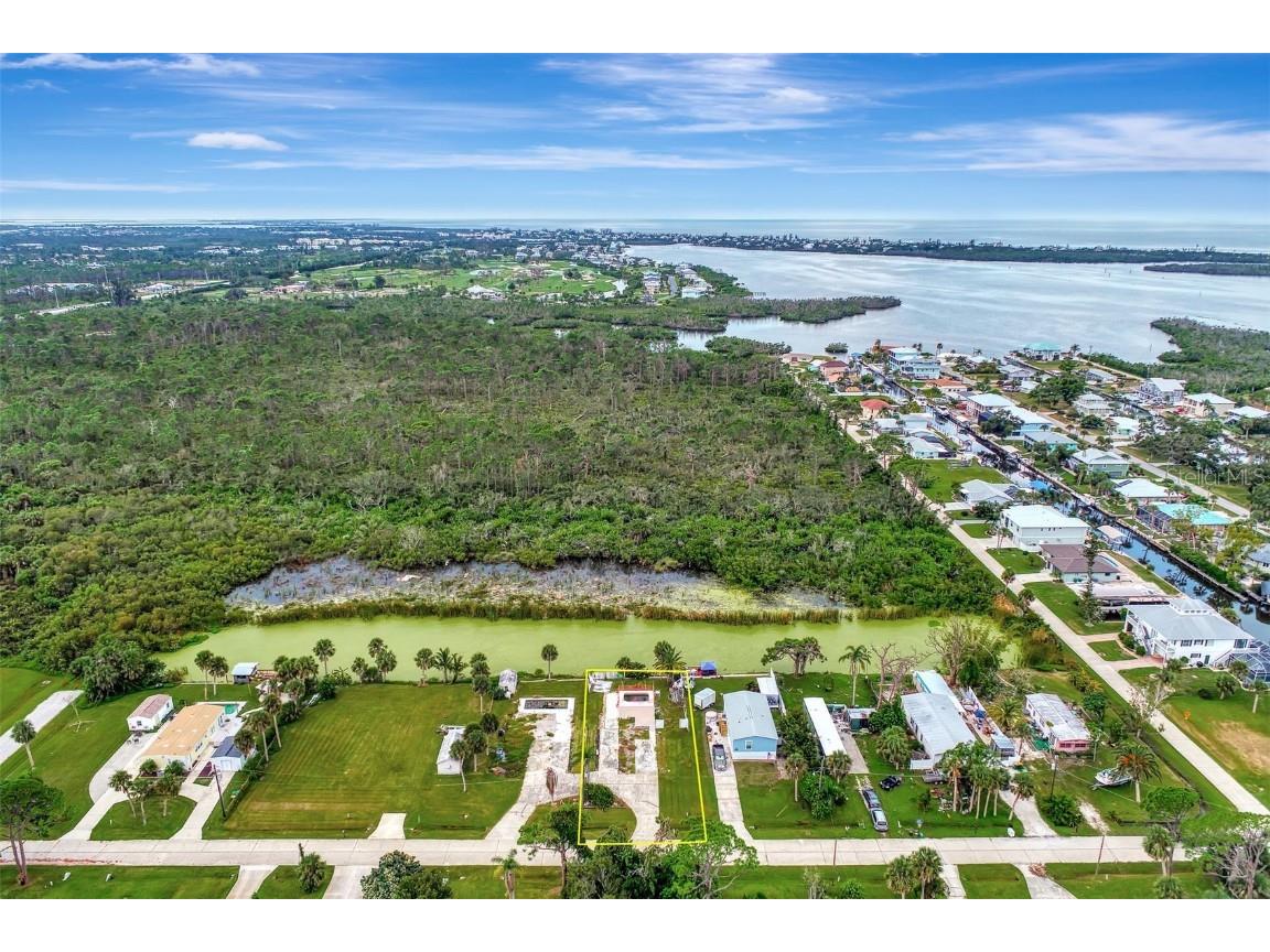 8219 Pinetree Lane Englewood FL 34224 D6132384 image1