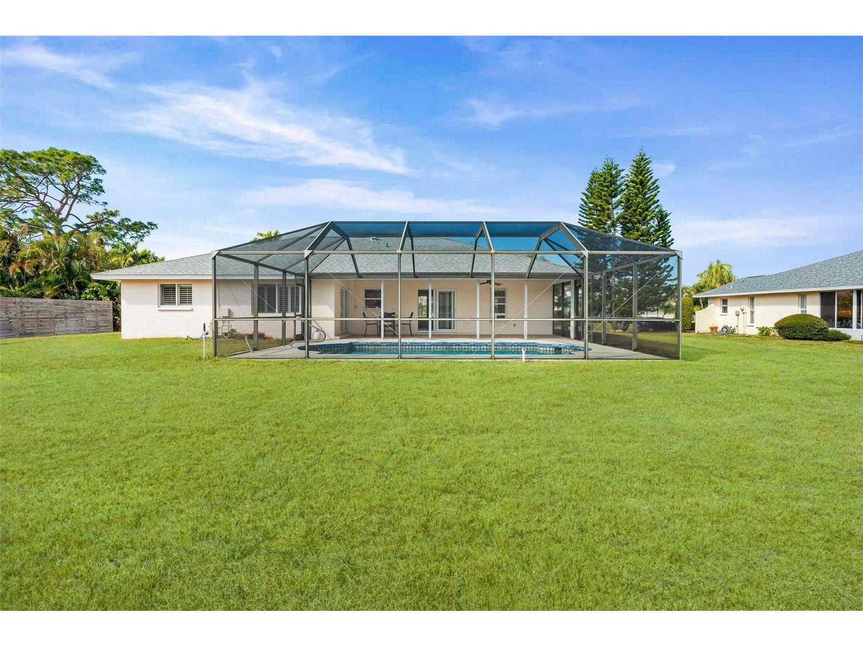 8219 Timber Lake Lane Sarasota FL 34243 A4683126 image6