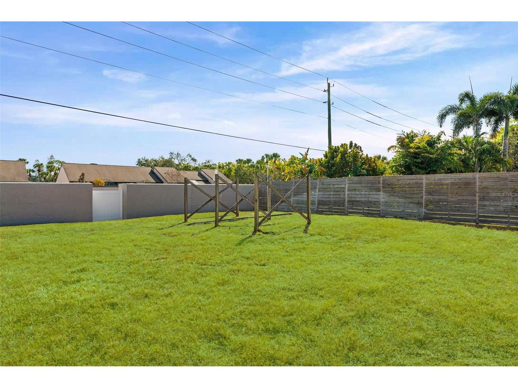 8219 Timber Lake Lane Sarasota FL 34243 A4683126 image7