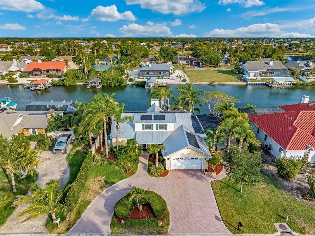 822 Chipaway Drive Apollo Beach FL 33572 - TAMPA BAY G5067918 image1