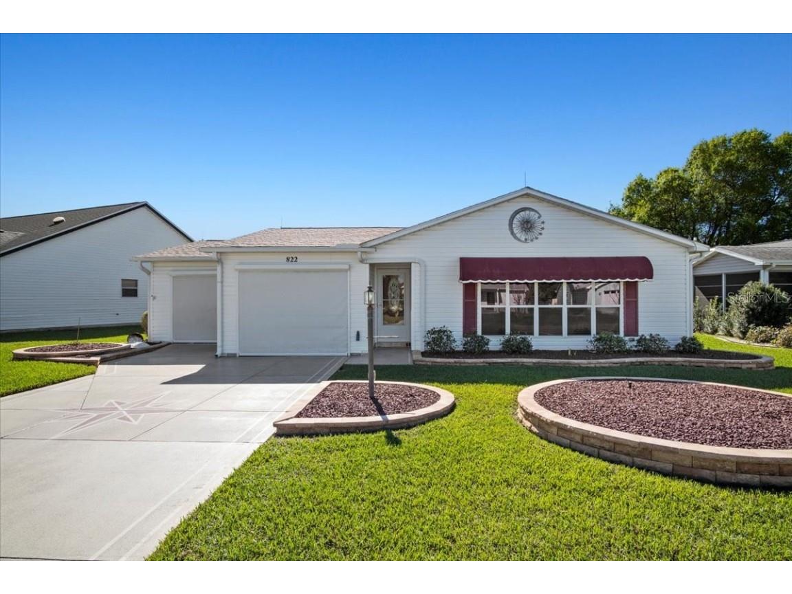 822 Cortez Avenue Lady Lake FL 32159 OM652446 image1