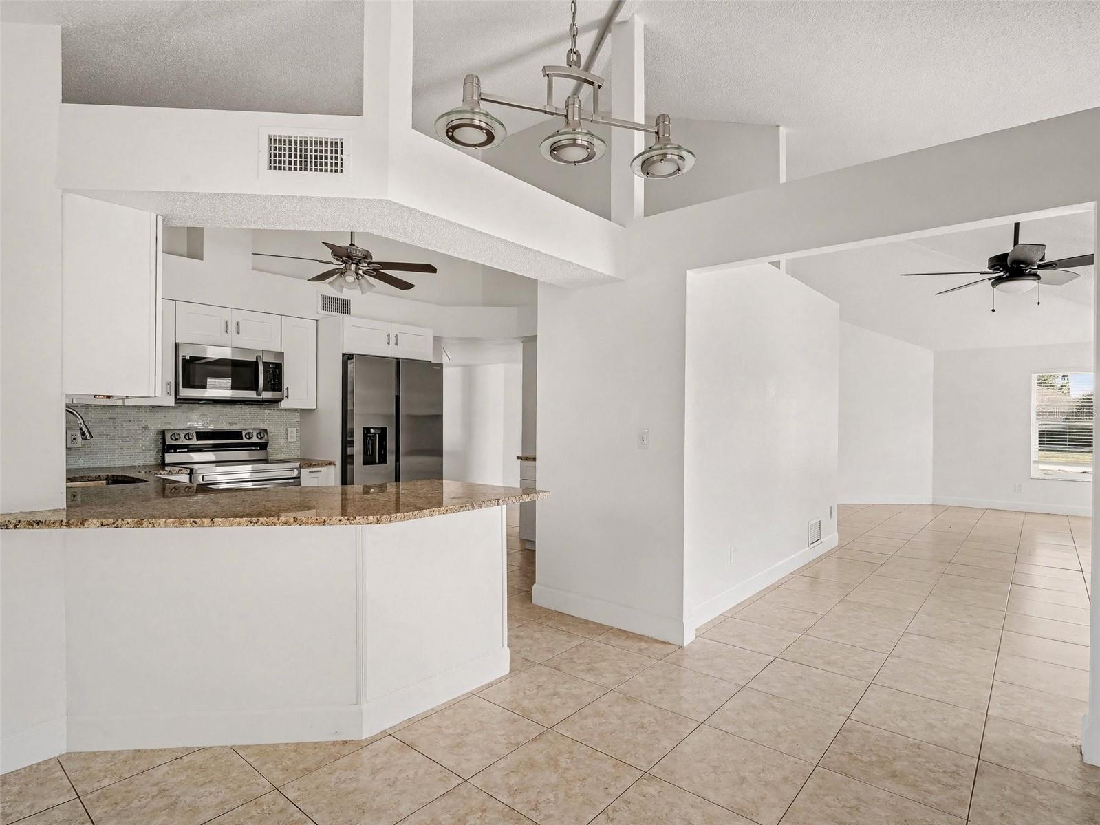 822 Diane Circle Englewood FL 34223 TB8494512 image12