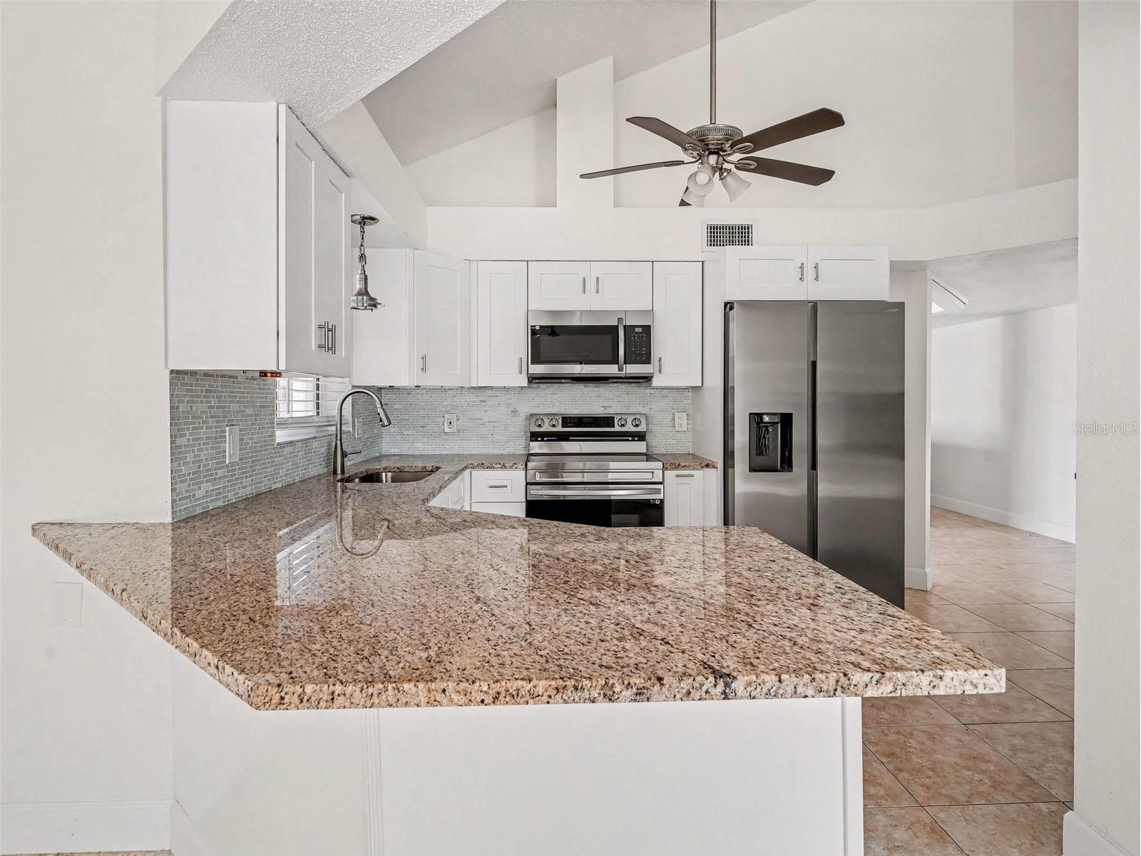 822 Diane Circle Englewood FL 34223 TB8494512 image14