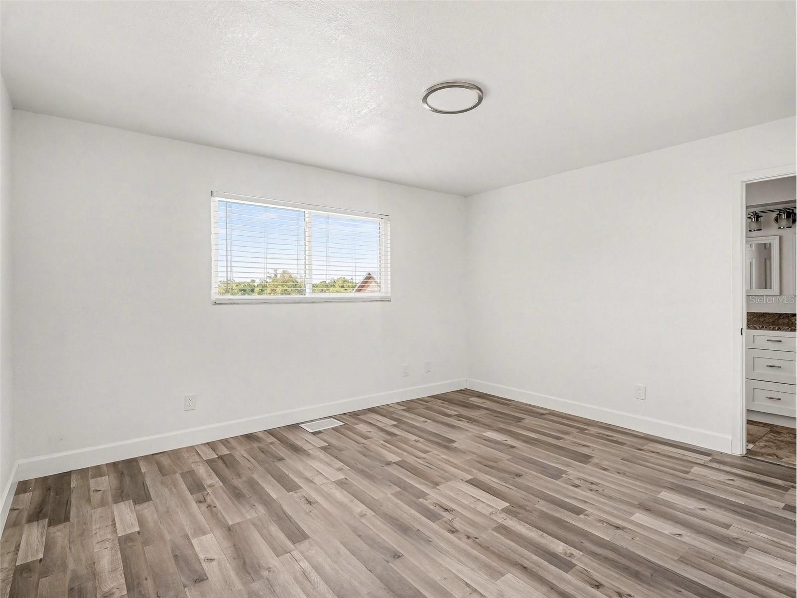 822 Diane Circle Englewood FL 34223 TB8494512 image24