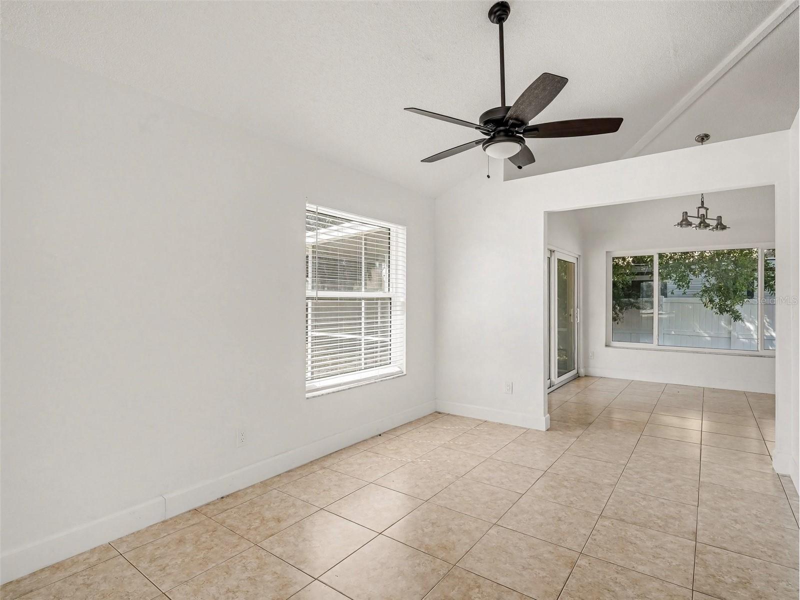 822 Diane Circle Englewood FL 34223 TB8494512 image33