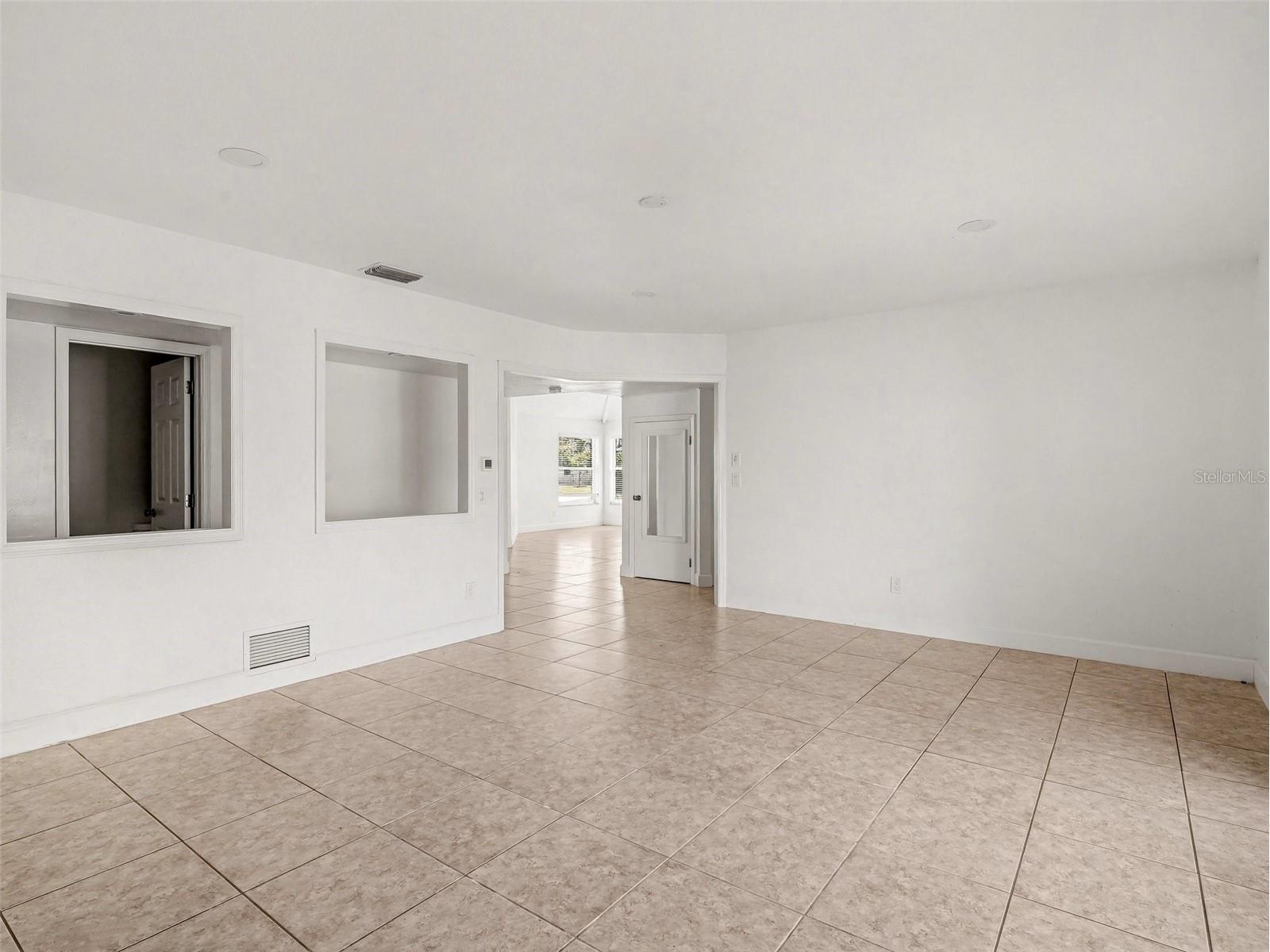 822 Diane Circle Englewood FL 34223 TB8494512 image9