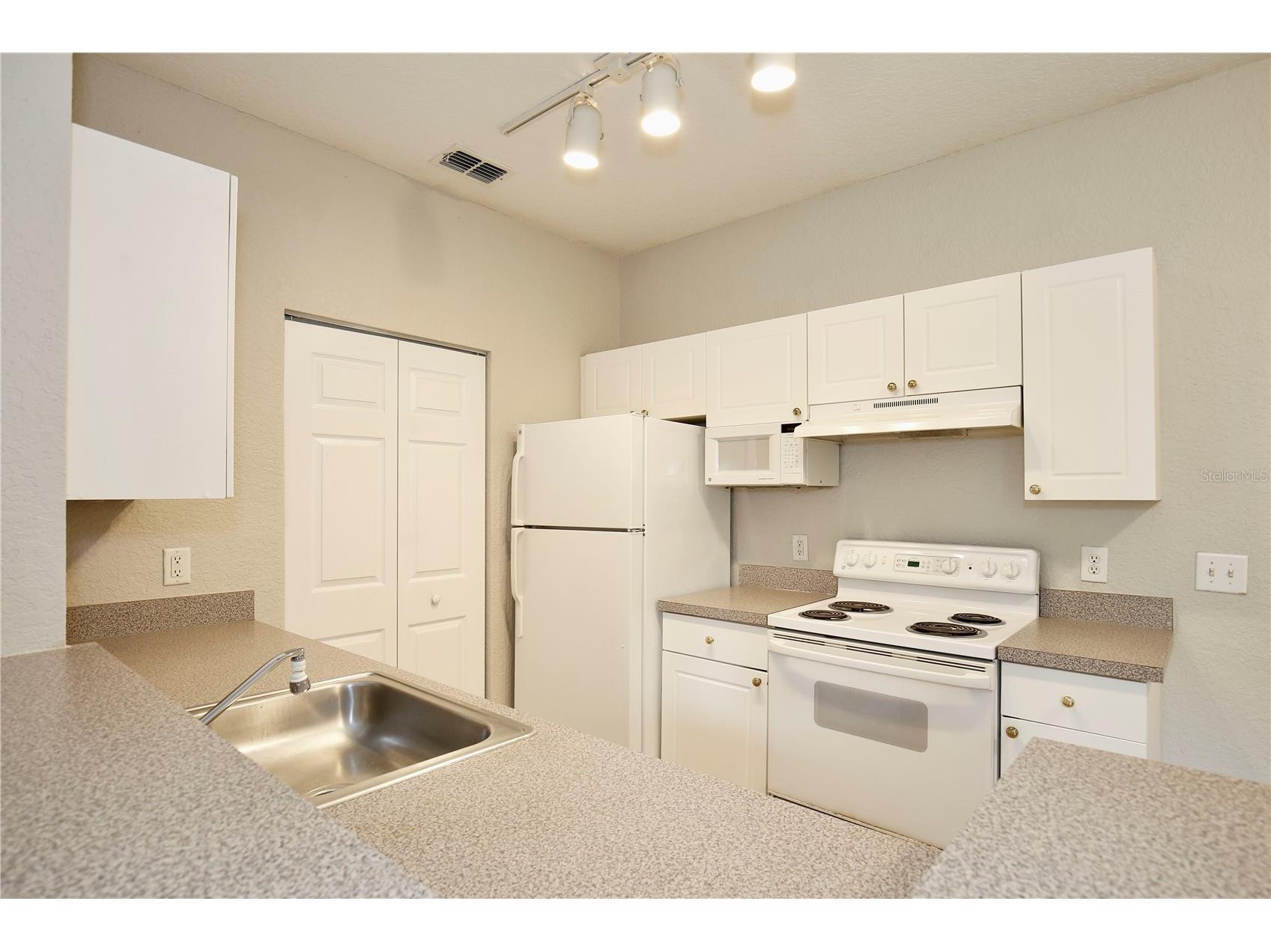 822 Grand Regency Point #103 Altamonte Springs FL 32714 O6410772 image5