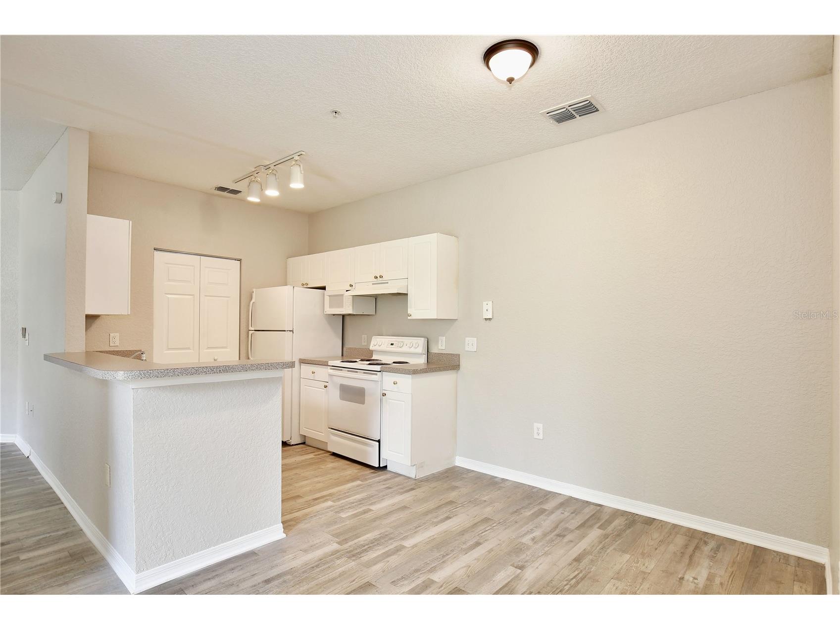 822 Grand Regency Point #103 Altamonte Springs FL 32714 O6410772 image7