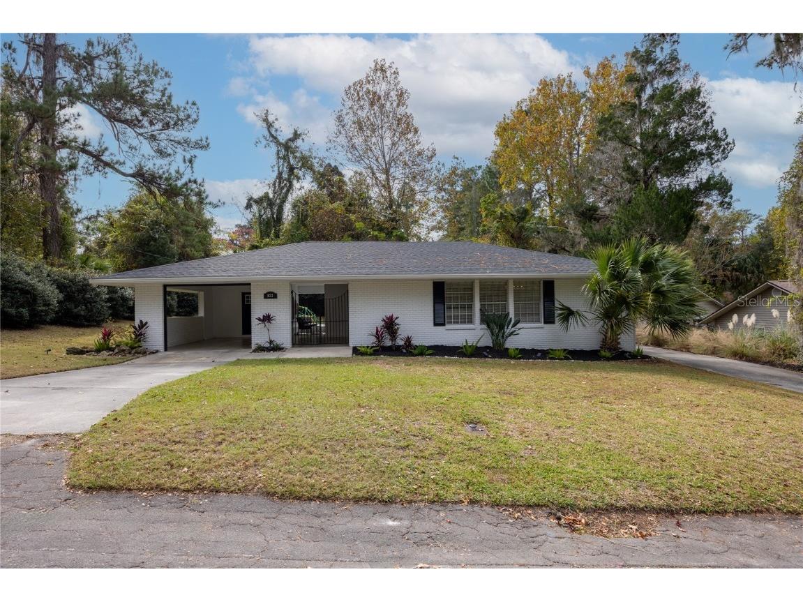 822 NW Palm Drive Lake City FL 32055 - GWEN LAKE GC535880 image1