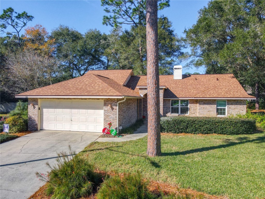 822 Royal Oak Court Deland FL 32724 V4933626 image1